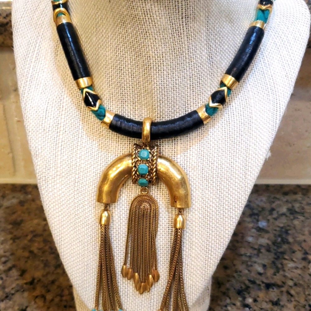 Odeon statement necklace